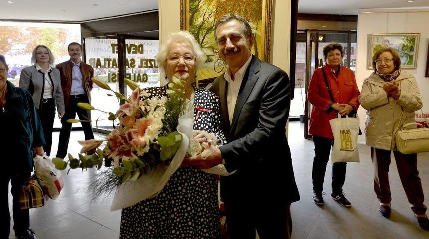 G&ouml;n&uuml;ll&uuml; Grubun Taşbaşı K&uuml;lt&uuml;r Merkezi&rsquo;nde 2&rsquo;nci Sergisi