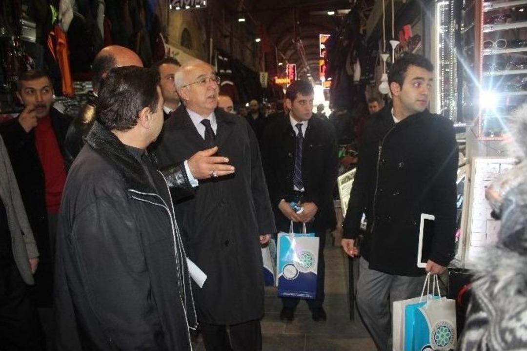 Kto Başkanı Hi&ccedil;yılmaz, Kapalı &Ccedil;arşı&rsquo;yı Ziyaret Etti