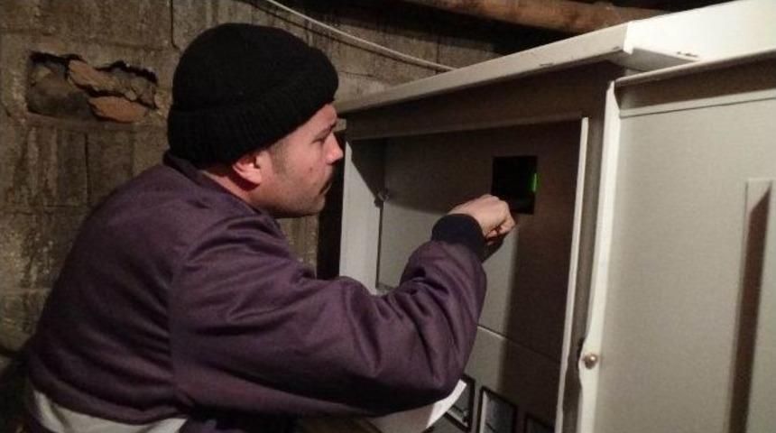 Şanlıurfa&rsquo;da Dedaş&rsquo;tan Gece Operasyonu