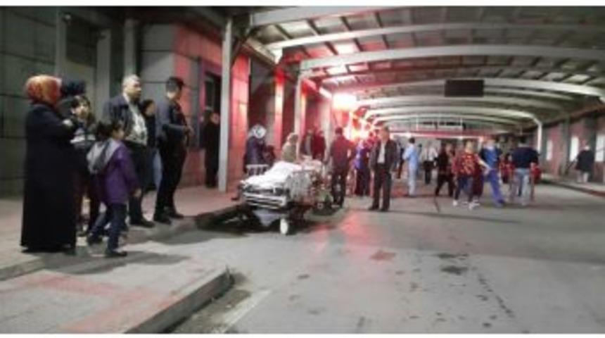 Daha Evvel 8 Kişinin &Ouml;ld&uuml;ğ&uuml; Hastanede Yangın Bu Defa Ucuz Atlatıldı