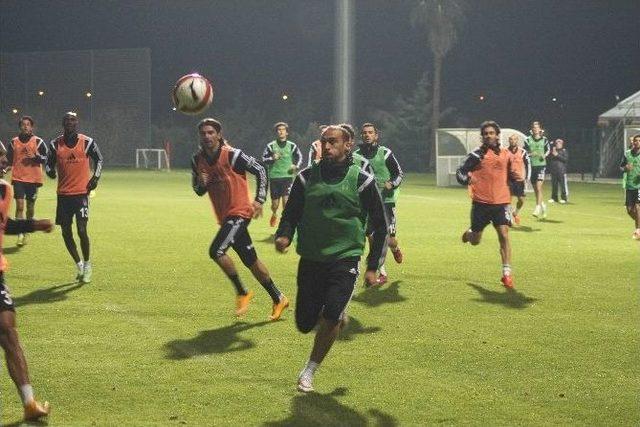 Beşiktaş Hazırlıklarını S&uuml;rd&uuml;r&uuml;yor 1