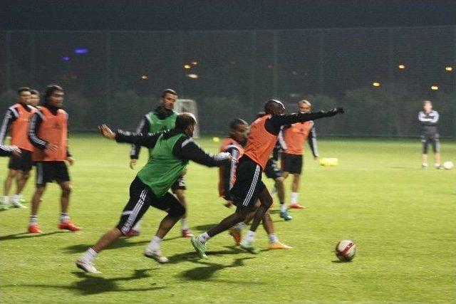 Beşiktaş Hazırlıklarını S&uuml;rd&uuml;r&uuml;yor 2