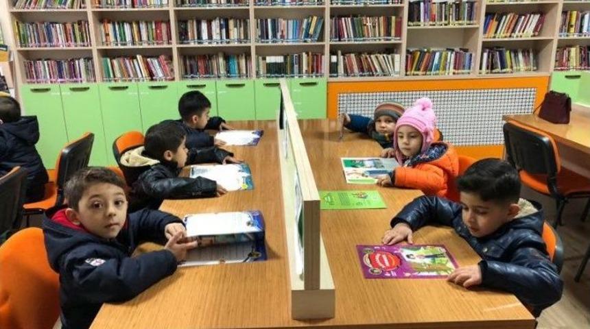 Anasınıfı Öğrencileri Kütüphaneyle Tanıştı