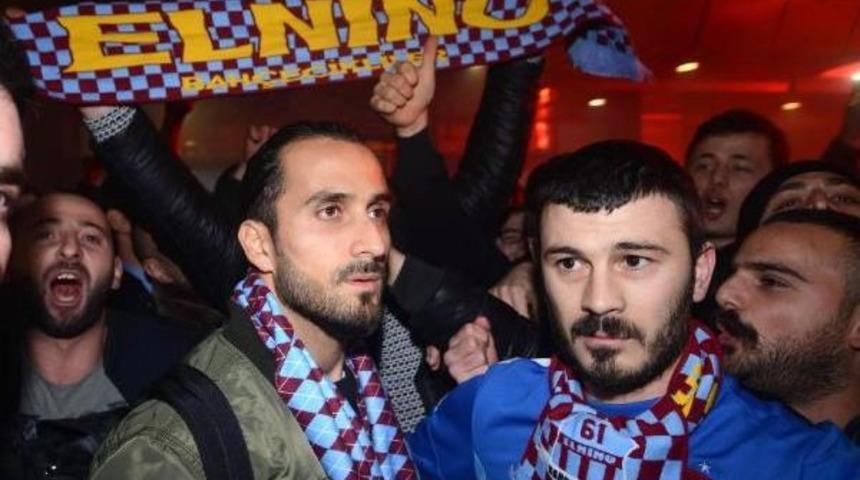 Erkan Zengin Trabzon&rsquo;Da Meşalelerle Karşılandı