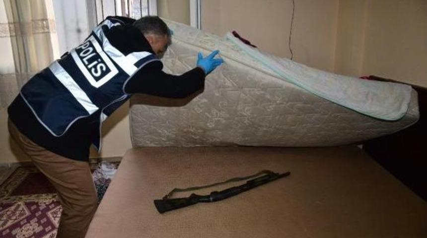 Adana'da Şafak Vakti Operasyon