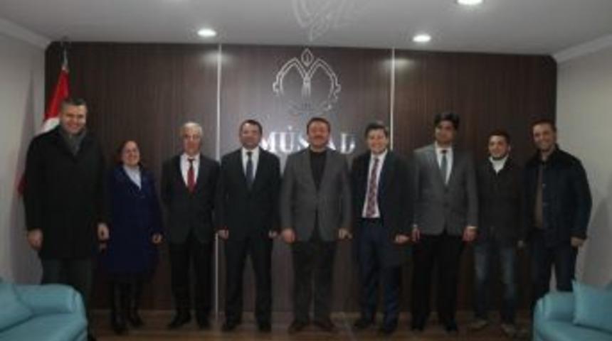 Halk Sağlığı M&uuml;d&uuml;r&uuml; Arslan&rsquo;dan &Ccedil;akmak&rsquo;a Hayırlı Olsun Ziyareti