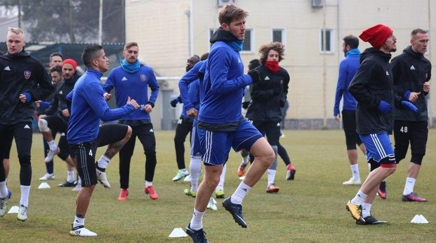 Karab&uuml;kspor, Alanyaspor Hazırlıklarını Tamamladı