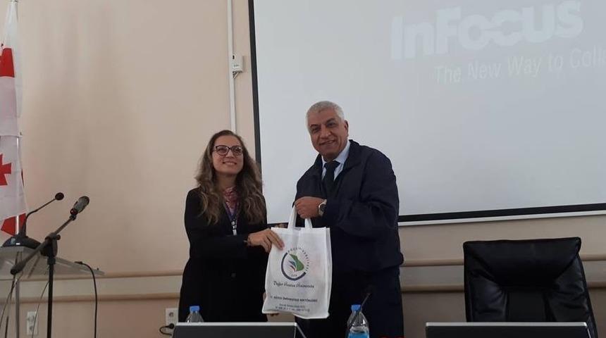 Rekt&ouml;r &Ccedil;akar G&uuml;rcistan&rsquo;daki Uluslararası Konferansa Katıldı