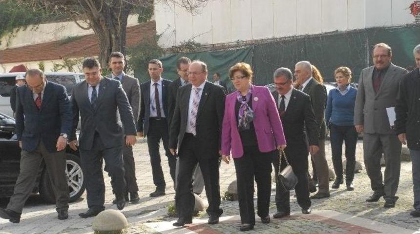 Vali &Ccedil;i&ccedil;ek: &ldquo;&ouml;l&uuml;deniz Giriş &Uuml;cretlerini D&uuml;ş&uuml;receğiz&rdquo;