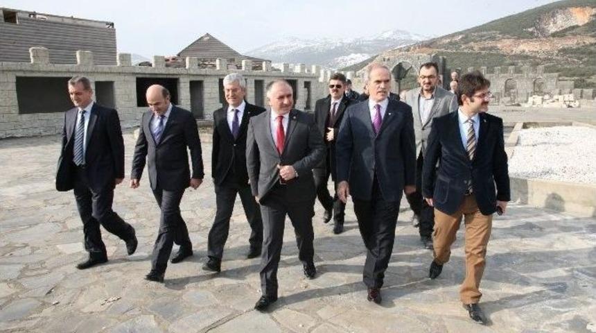 Orhangazi Kalesi Sosyal Tesis Oluyor