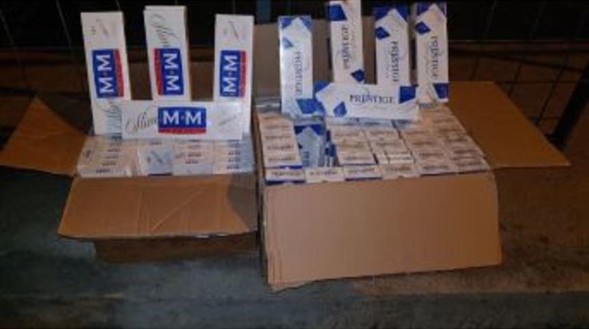 Otob&uuml;s&uuml;n Bagaj Kısmında Ka&ccedil;ak Sigara Ele Ge&ccedil;irildi