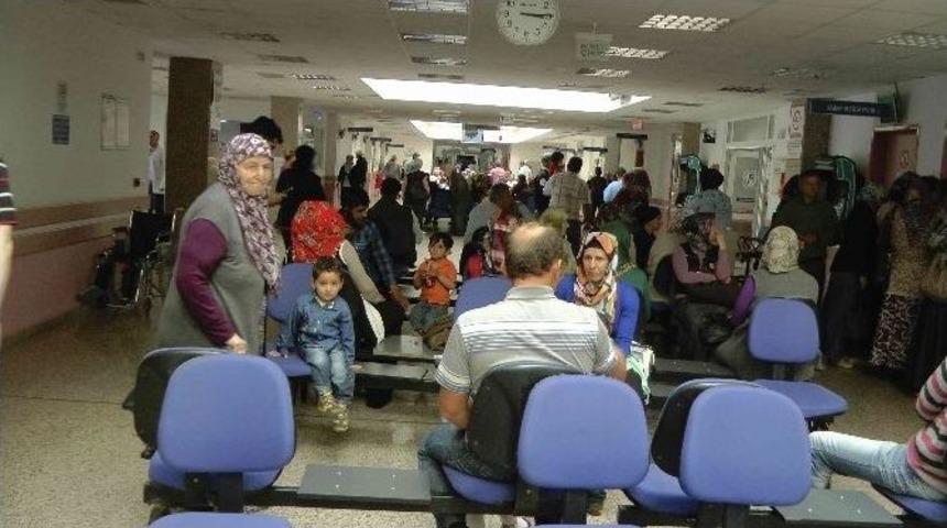 Fethiye&rsquo;de Acil Serviste Kuyruklar Oluşuyor