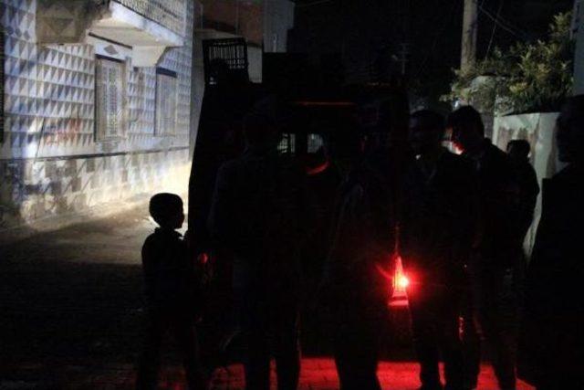 Silopi&rsquo;De Iki Yere Ses Bombası Atıldı 3