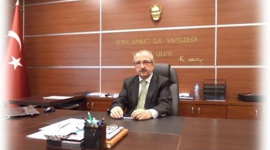 Sakarya Valisi Coş, Il M&uuml;d&uuml;r&uuml; Ve Yardımcılarını G&ouml;revden Aldı