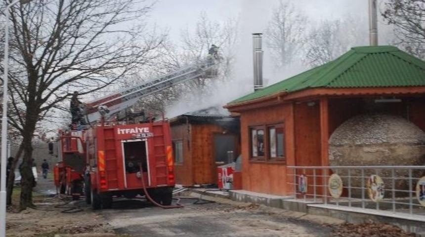 Restoran&rsquo;da Yangın
