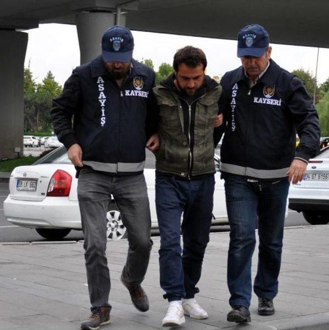 'polisim' Dedi, 50 Bin Liralık Dolandırıcılık Yaptı Ama Polisten Kaçamadı