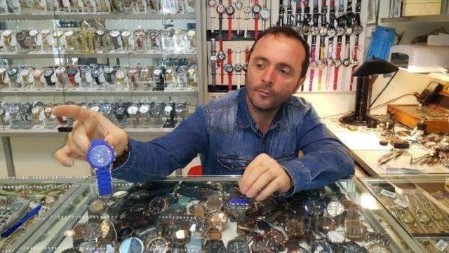 Saat Tamirciliği Mesleği Unutuluyor 1