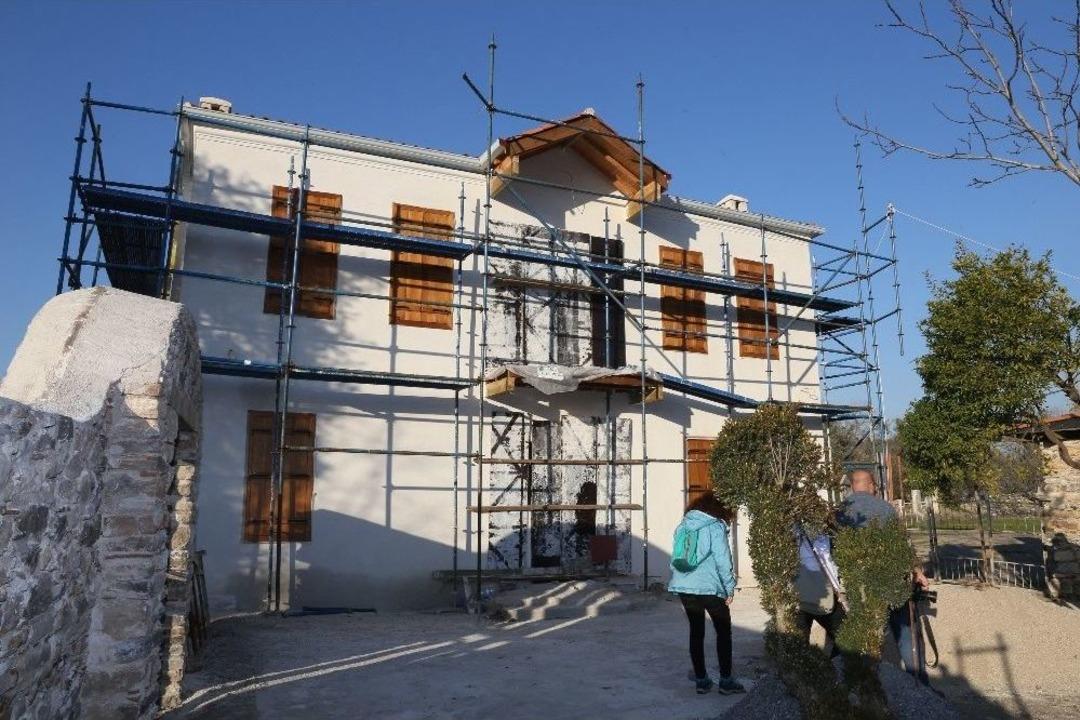 Stratonikeia Antik Kenti&rsquo;ndeki 100 Yıllık Ev Restore Ediliyor