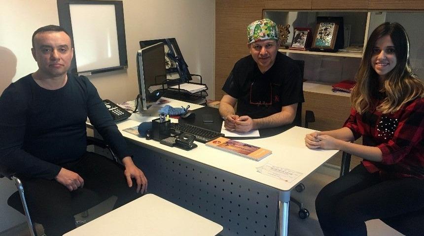 (&ouml;zel Haber) Y&uuml;z Binde Bir G&ouml;r&uuml;len Rahatsızlığı Atlatan Gen&ccedil; Kız Sağlığına Kavuştu