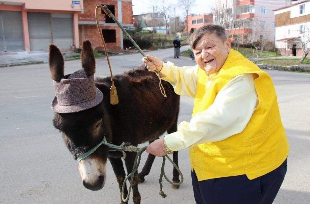 "vuracağım Kırbacı" Repliği 45 Yıl Sonra Ger&ccedil;ek Oldu