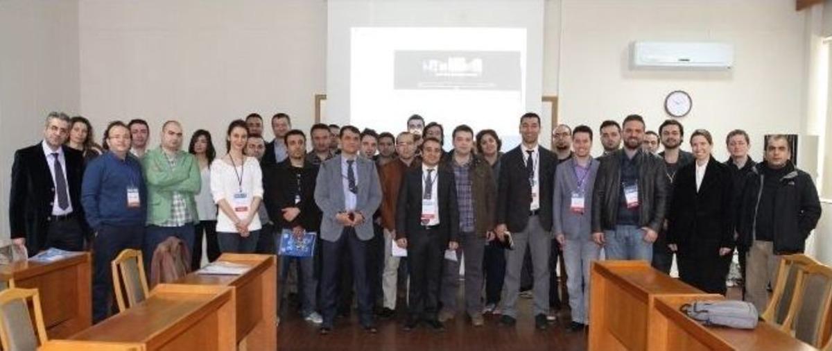 &Ccedil;&uuml;&rsquo;de Mikrocerrahi Kursu Başladı