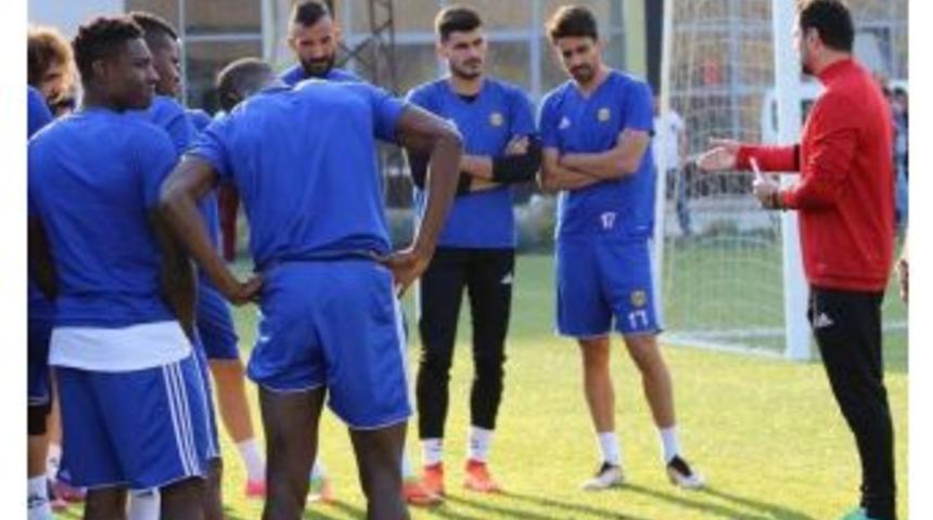 Evkur Yeni Malatyaspor&rsquo;da Antalya Kampı Perşembe G&uuml;n&uuml; Başlıyor