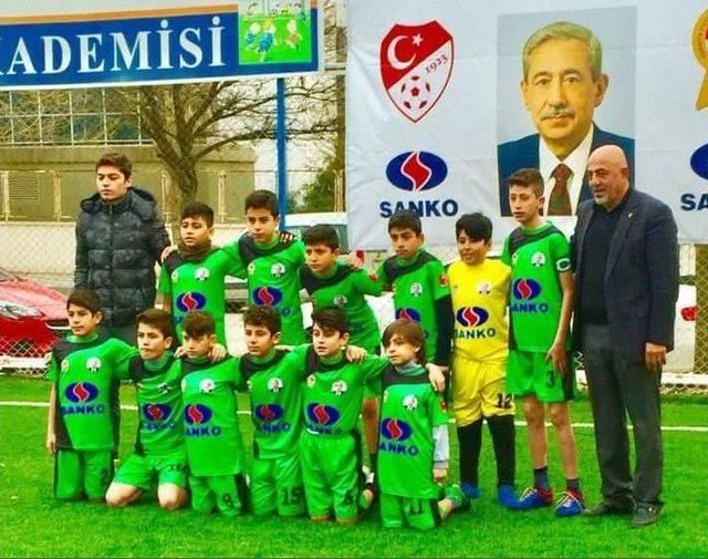 Sani Konukoğlu Futbol Turnuvası Sona Erdi