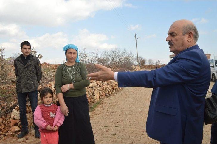 (özel Haber) Teröre İnat İlçesine Hizmet İçin Gece Gündüz Çalışıyor G4