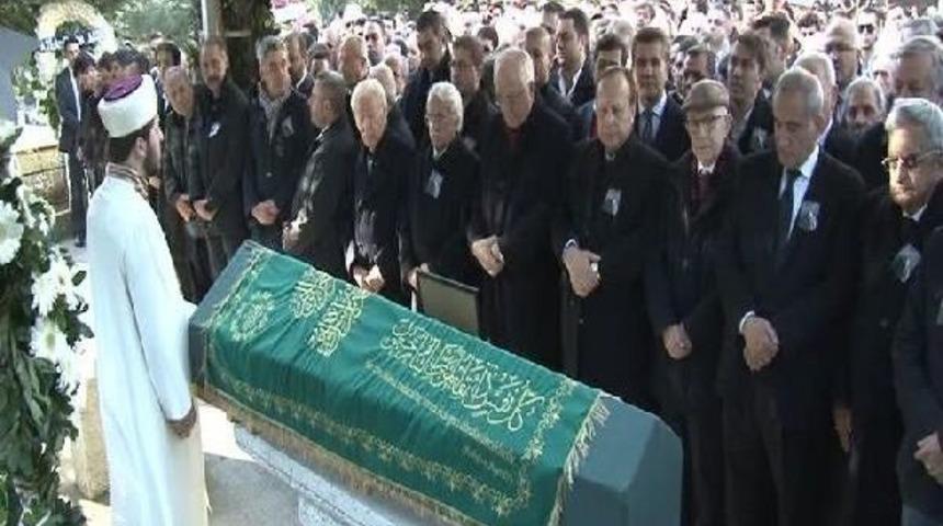 H&uuml;seyin Cahit S&uuml;zer Son Yolculuğuna Uğurlandı