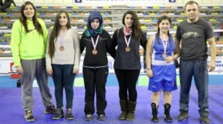 Bartın&rsquo;a Boksta Madalya Yağdı