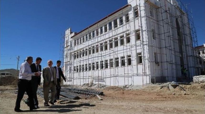 Sivas İl &Ouml;zel İdaresi Kamu Yatırımlarına 249 Milyon T&uuml;rk Lirası Harcadı