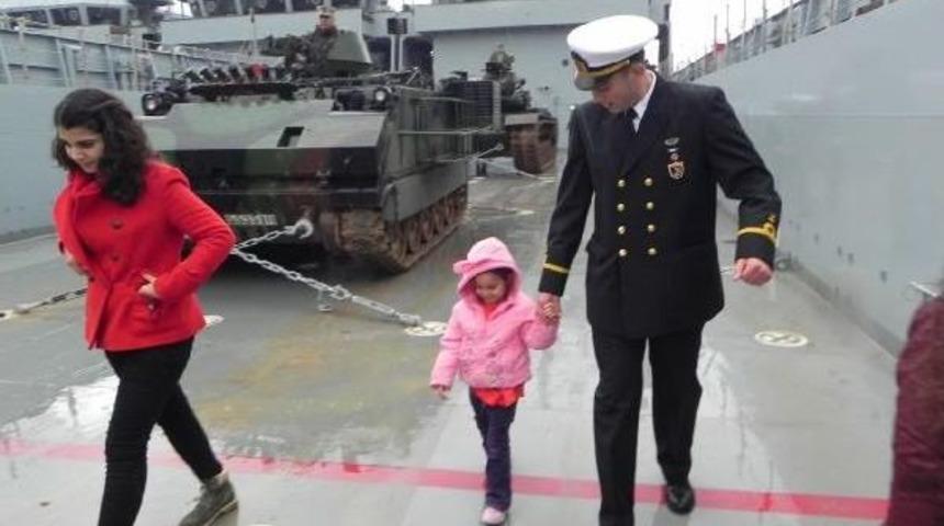 Fo&ccedil;a Deniz &Uuml;ss&uuml;'ne &Ouml;zel Konuklar