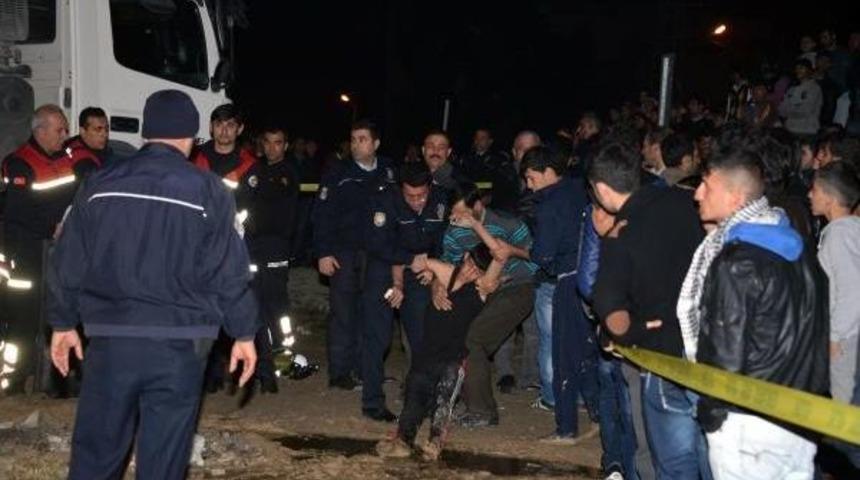 Elektrikli Bisikletiyle Beton Mikserinin Altında Kalan Suriyeli &Ccedil;ocuk &Ouml;ld&uuml;