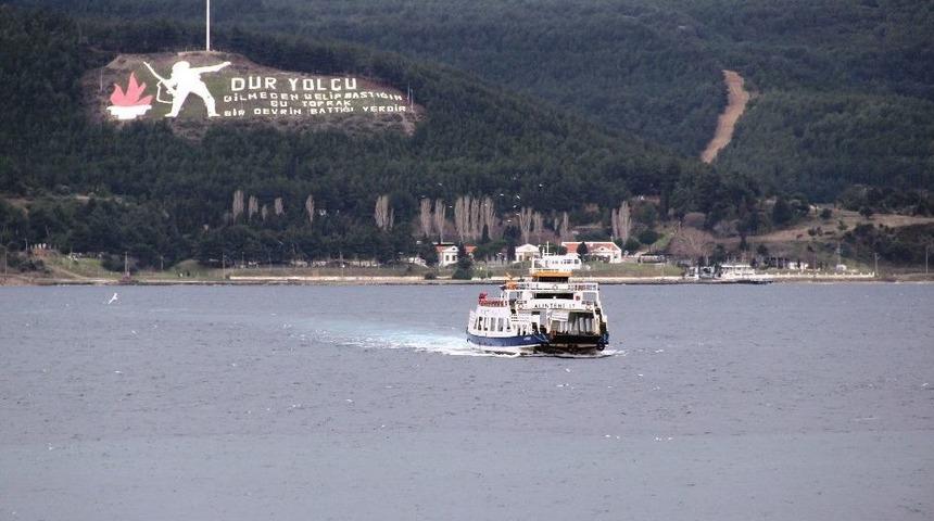 G&ouml;k&ccedil;eada&rsquo;da Feribot Seferlerine Fırtına Engeli