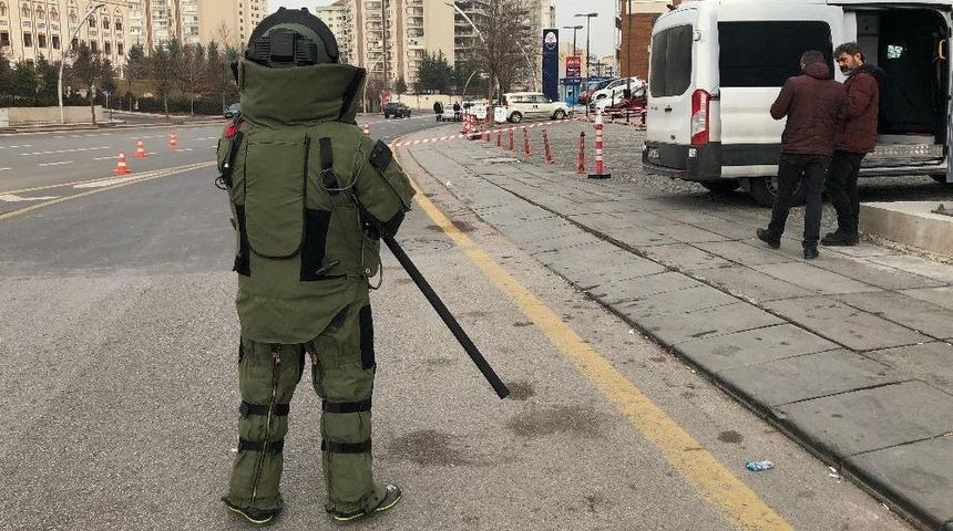 Başkent&rsquo;te Ş&uuml;pheli &Ccedil;anta Paniği