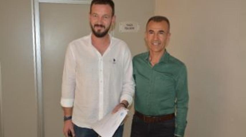 S&ouml;ke Mhp&rsquo;nin Yeni Belediye Meclis &Uuml;yesi Tayfun Batmaz Mazbatasını Aldı