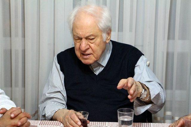 Umed&rsquo;den Nuri Pakdil&rsquo;e Ziyaret 1