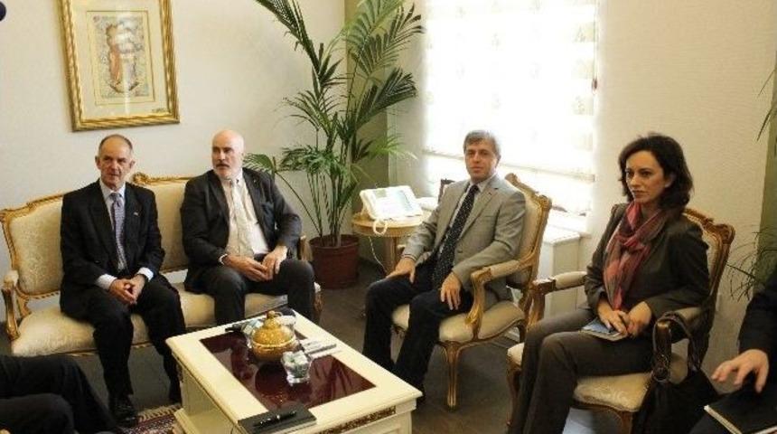 Anzak Heyeti Vali &Ccedil;ınar&rsquo;ı Ziyaret Etti