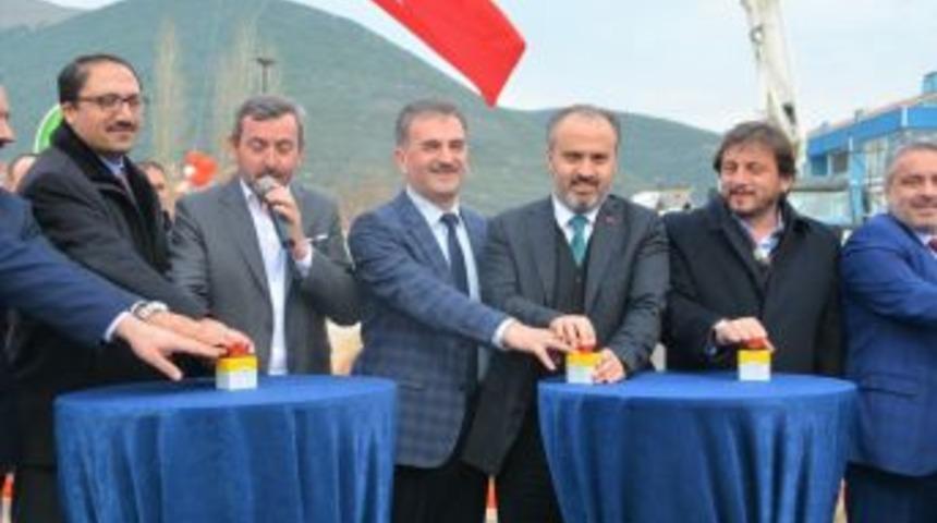 &Ouml;mer Halisdemir Aile Sağlık Merkezi&rsquo;nin Temeli Atıldı