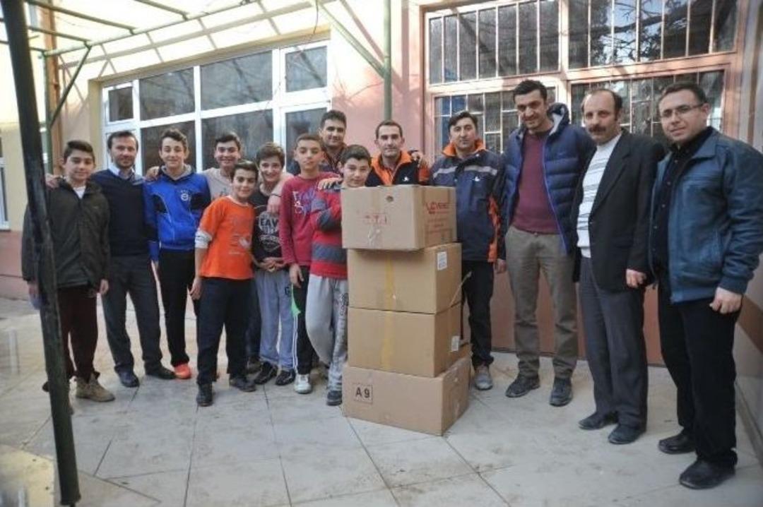 Minik &Ouml;ğrencilerden Yangın Faciası Yaşayan K&ouml;ye Yardım