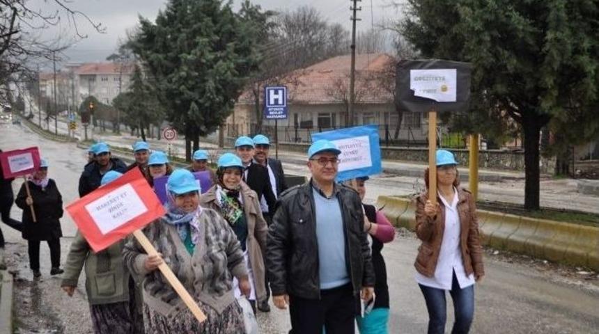 Sağlıklı Beslenme Ve Hareketli Yaşam Y&uuml;r&uuml;y&uuml;ş&uuml; Etkinliği