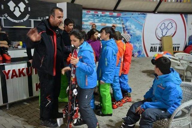 Yakutiye Belediyesi’nden Yuva Çocuklarına Kayak Eğitimi