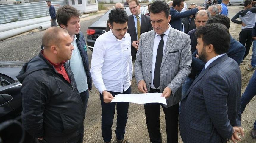 Sırameşeler&rsquo;e &Ccedil;ifte Hizmet