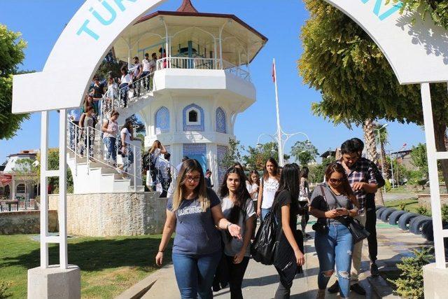 Başkan Akın, Peyzaj Mimarlığı &Ouml;ğrencileri İle Ortak Bir Projede Buluştu 2