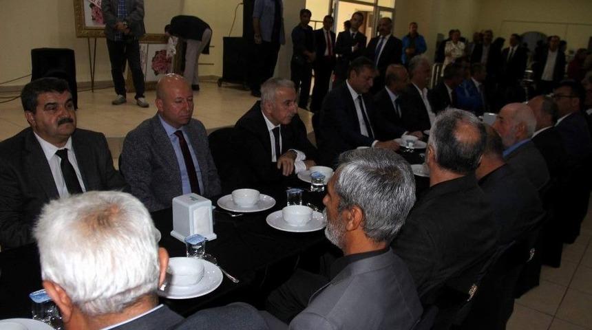 Kayseri Protokol&uuml; &lsquo;matem Ayı Aşure Lokmasında&rsquo; Buluştu