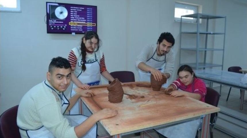 İnsana Yakışır Bir İş Projesi