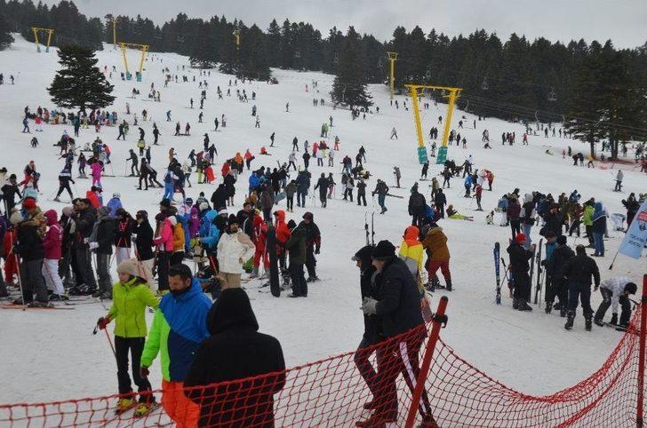 Uludağ’da Pistler Tıklım Tıklım G1