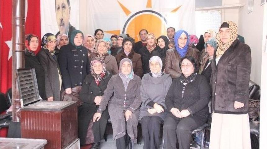 &Ccedil;ıldır Ak Parti Kadın Kolları Başkanını Se&ccedil;ti