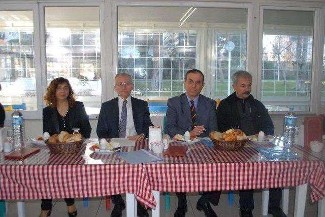Osman G&ouml;k, Milletvekili Aday Adaylığını A&ccedil;ıkladı 1