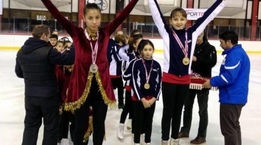 K&ouml;y &Ccedil;ocuklarının Senkronize Buz Pateninde B&uuml;y&uuml;k Başarısı